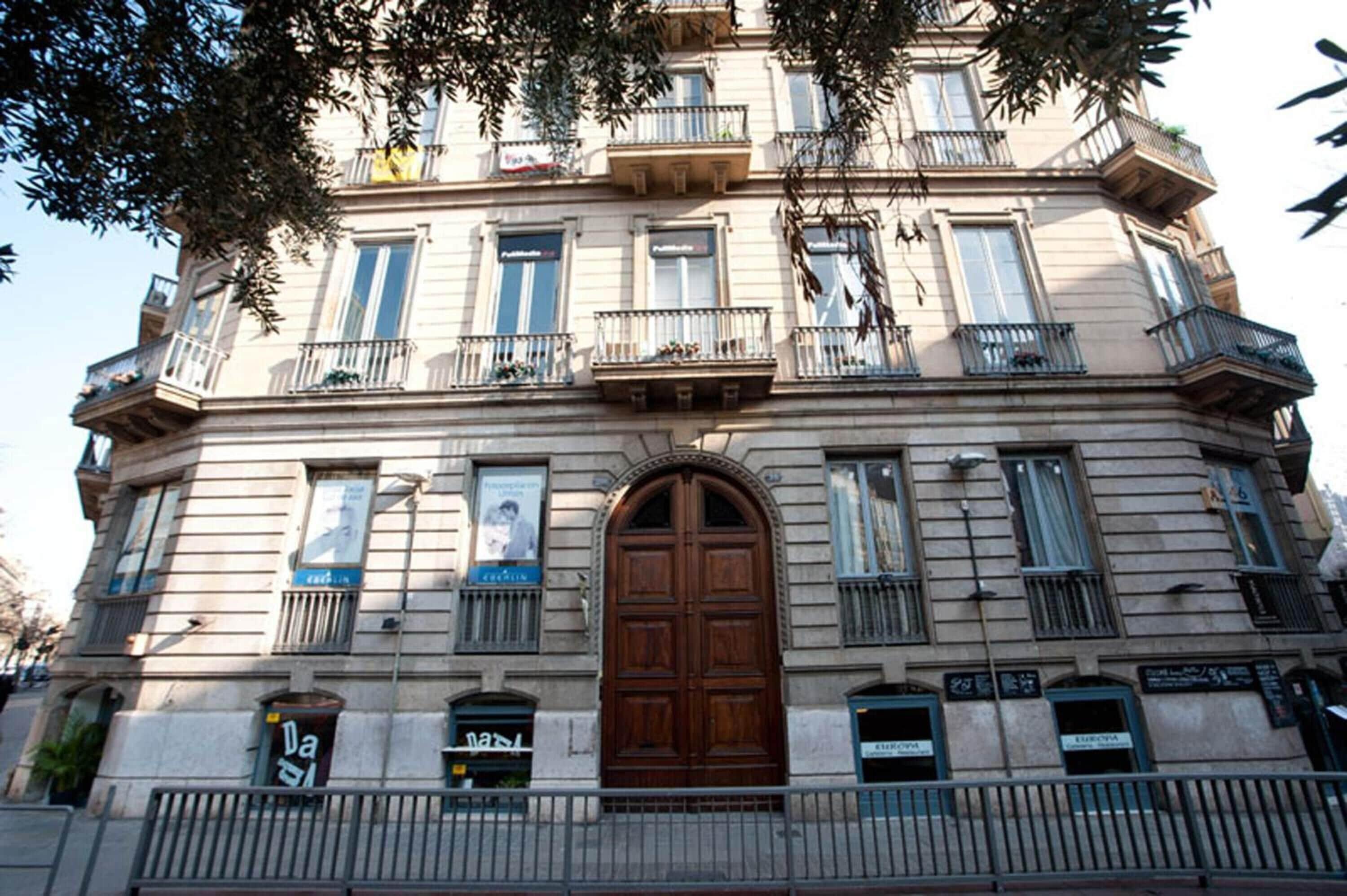 Hostal Bcn 46 — Photos 3